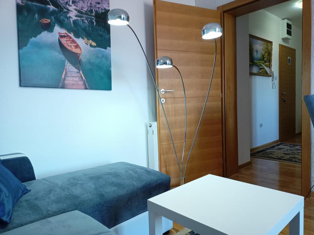 Апартаменты Ema Lux - Zgrada Panorama Сокобаня Экстерьер фото